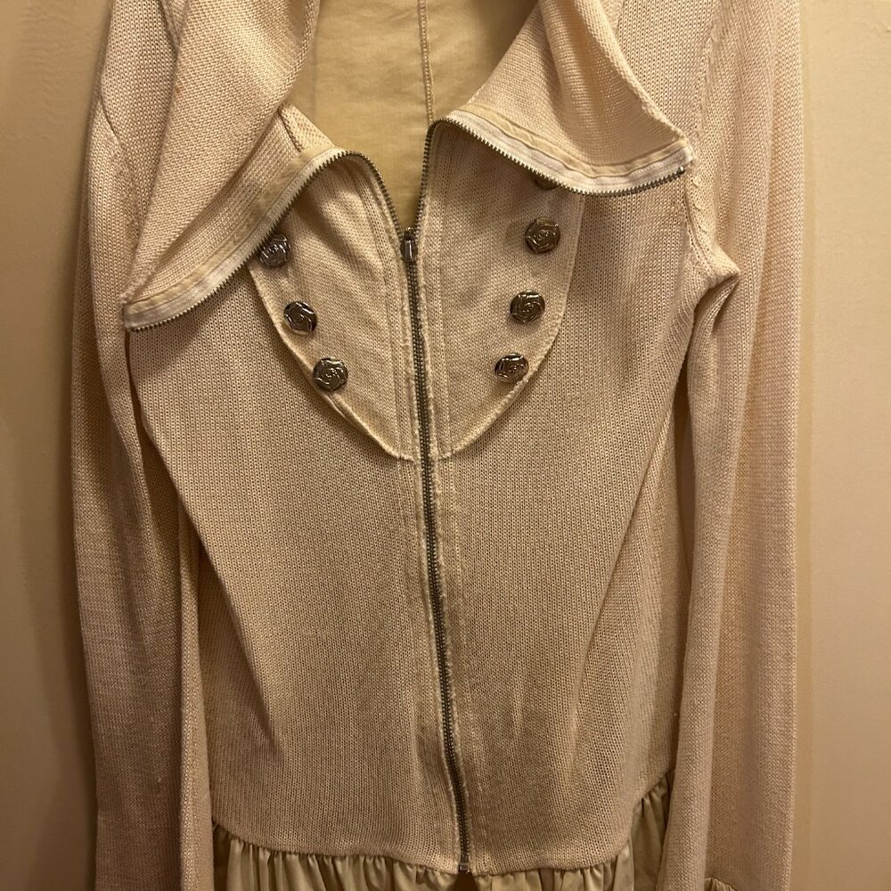 Sweater - Picture 3 of 4